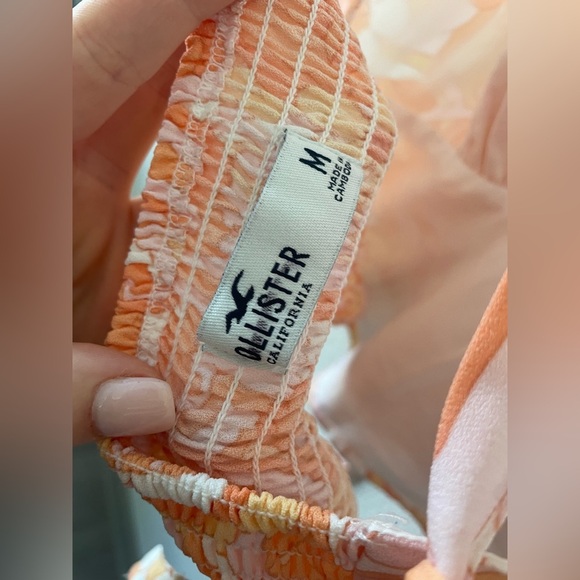 Hollister orange and white Y2K floral halter crop top with elastic band - Picture 2 of 3